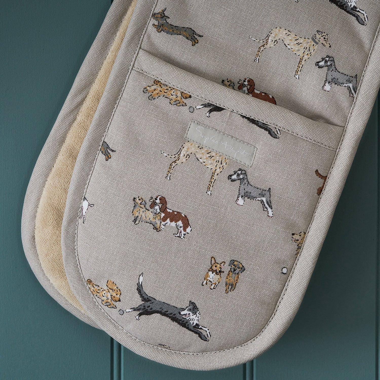 Doggy Daycare Double Oven Glove by Sophie Allport