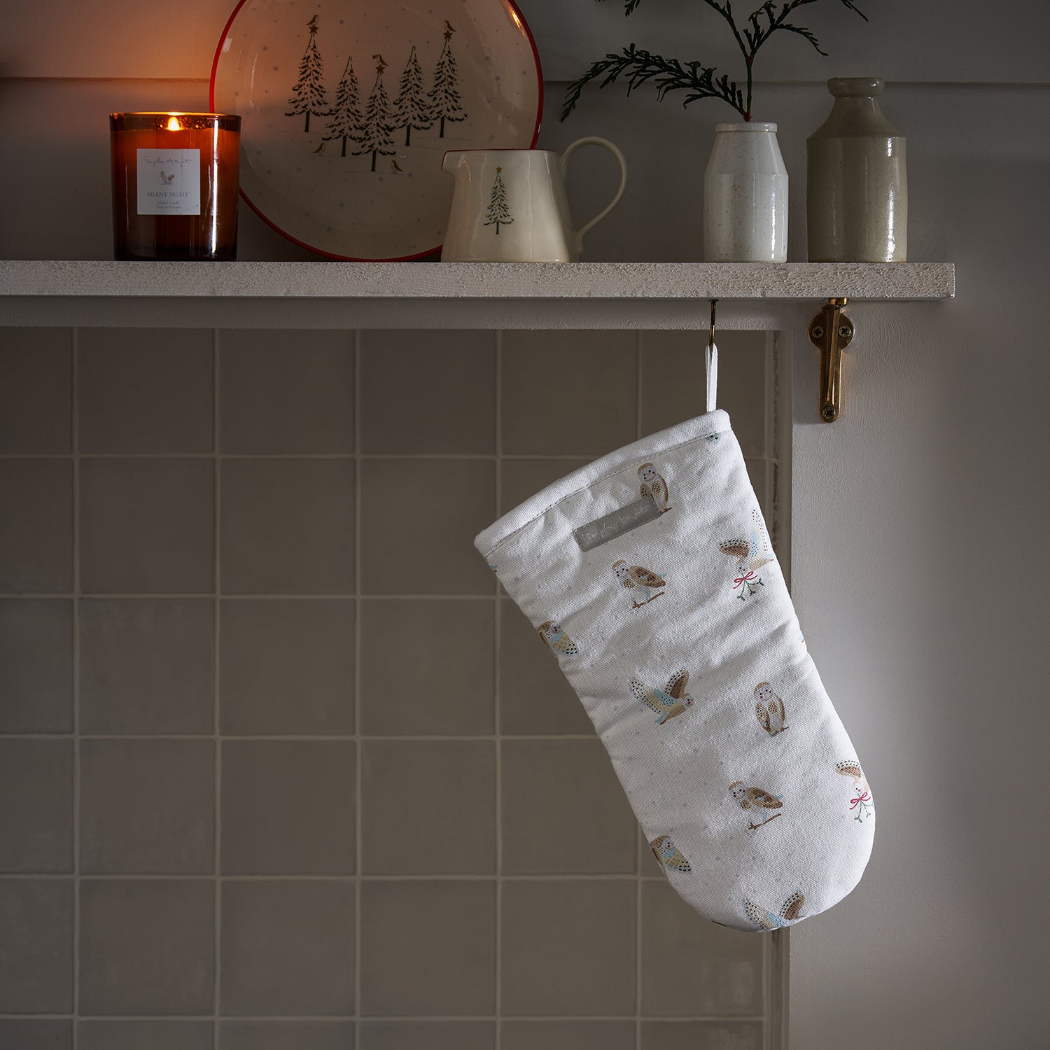 Snowy Owls Oven Mitt by Sophie Allport