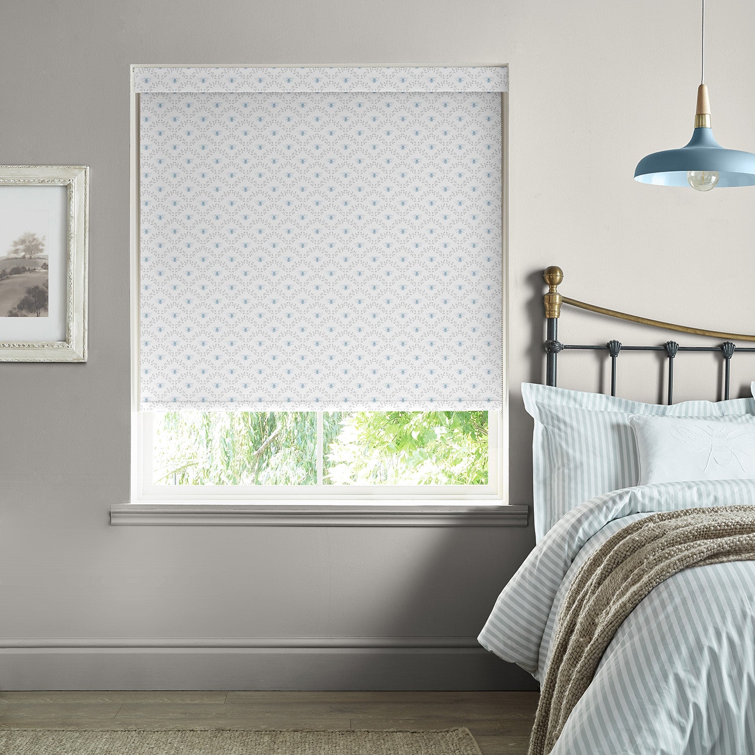 Bees & Leaves White Made to Measure Roller Blind by Sophie Allport