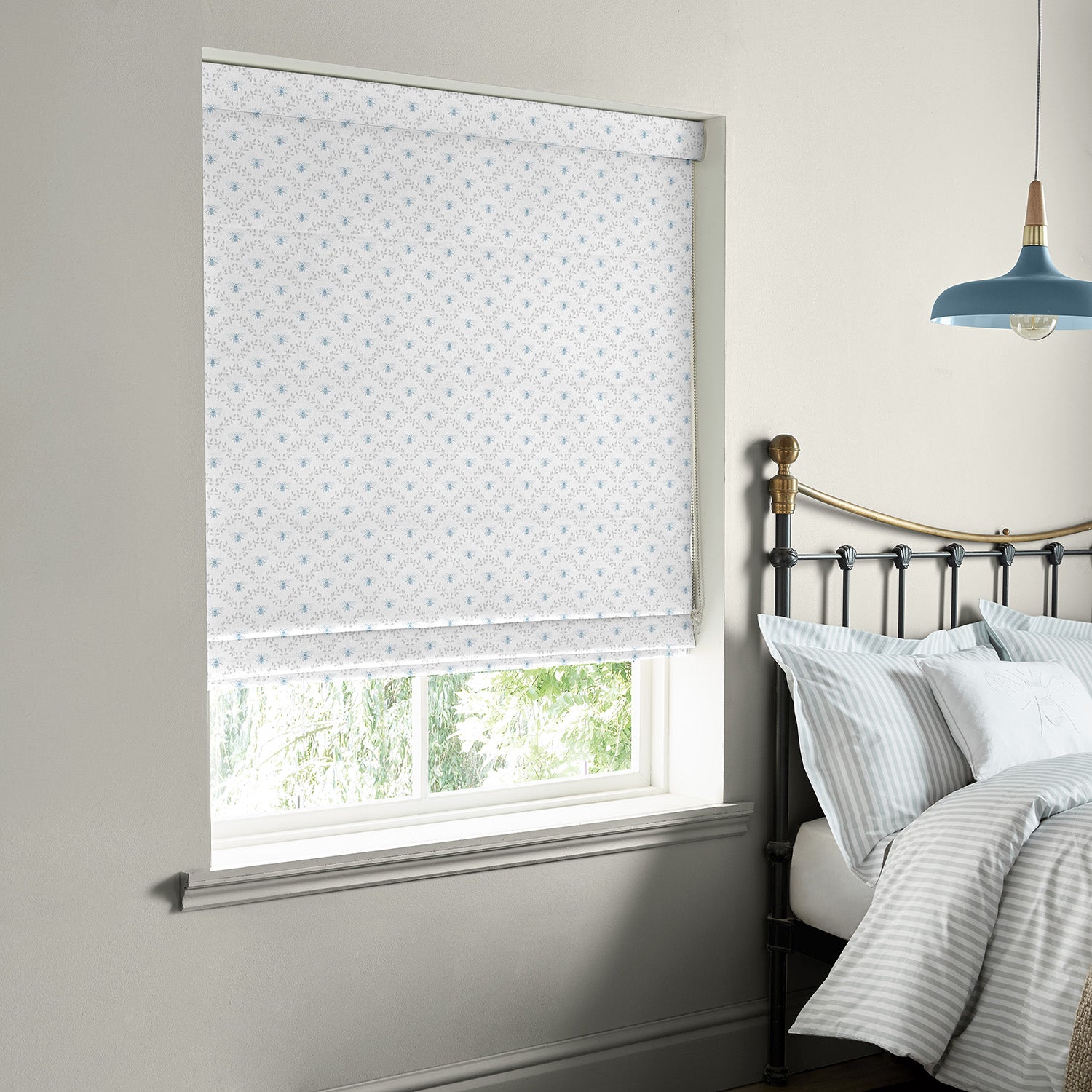 Bees & Leaves White Made to Measure Roman Blind by Sophie Allport