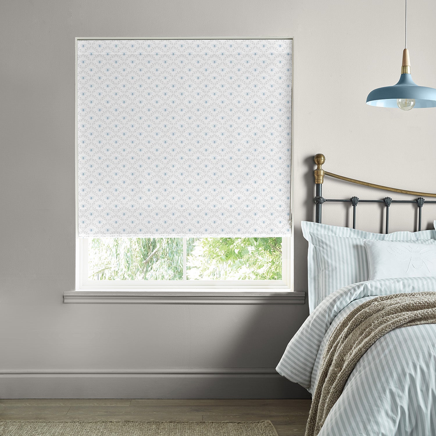 Bees & Leaves White Made to Measure Roman Blind by Sophie Allport