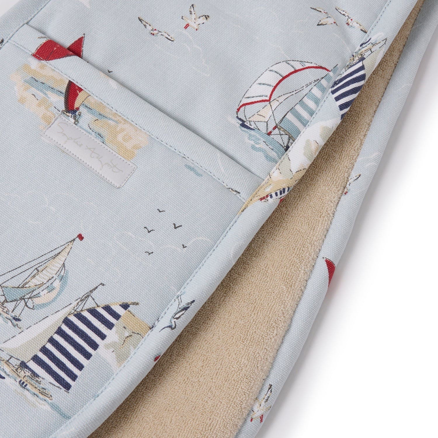 Blue double oven glove with sailing boat print by Sophie Allport towel detail