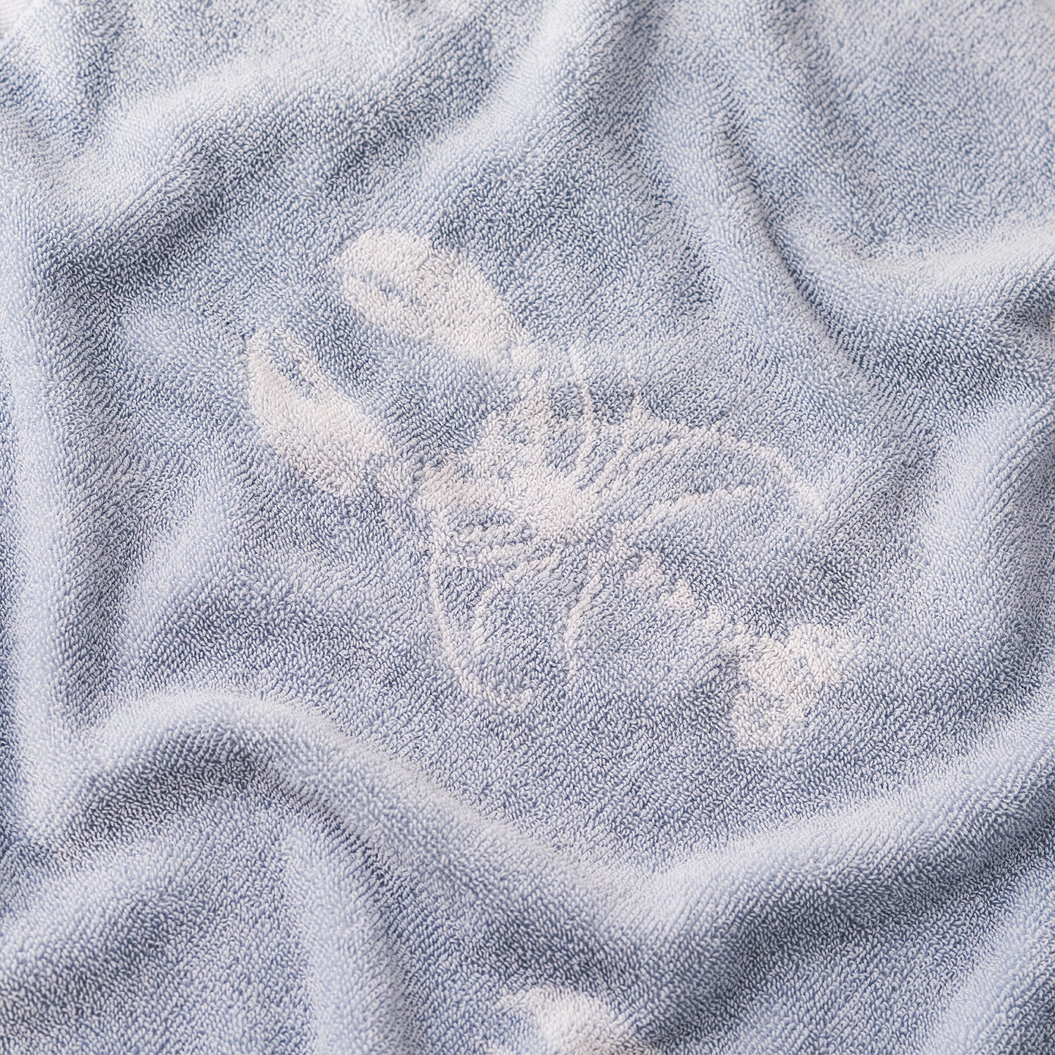 Blue lobster print bathroom towels by Sophie Allport bath sheet front detail