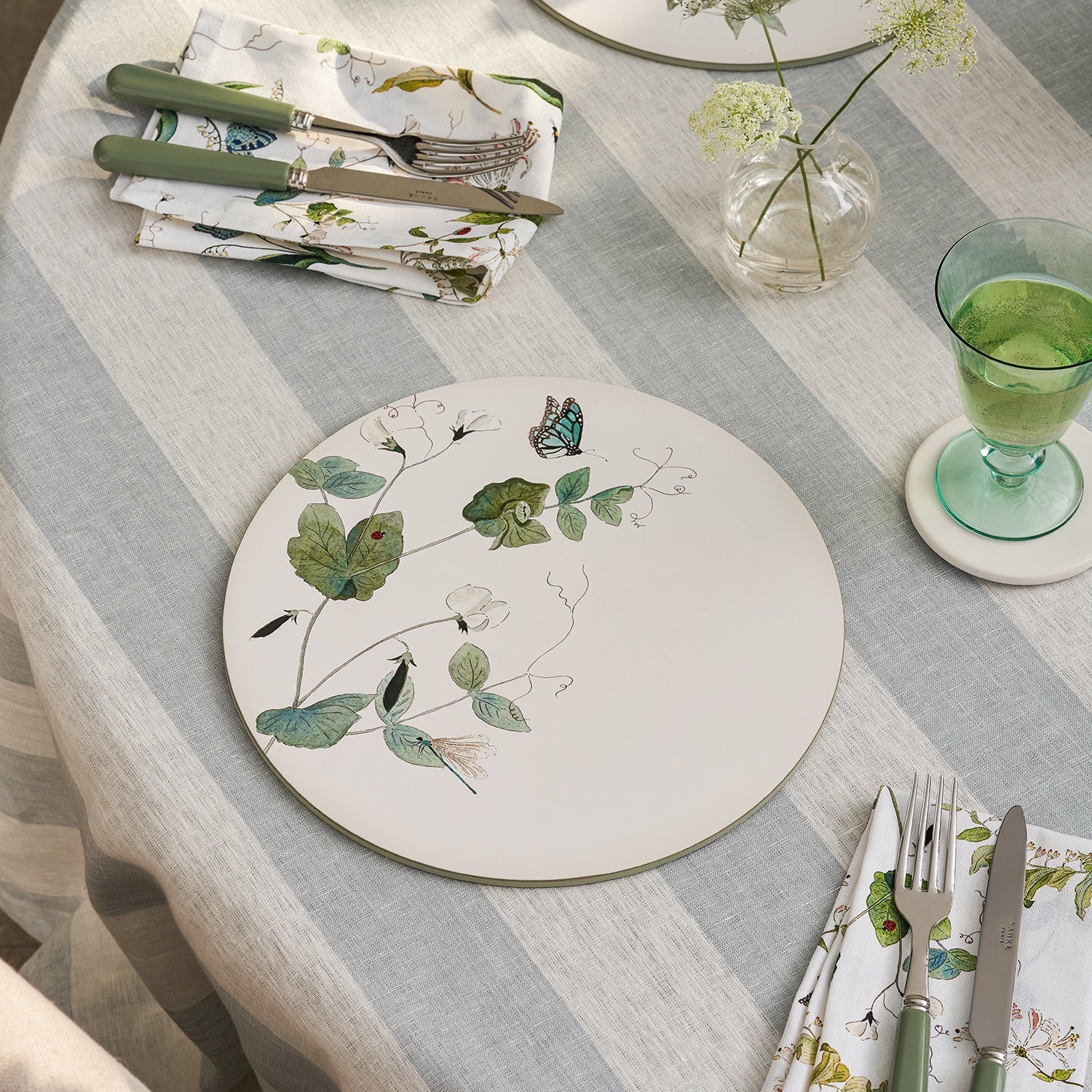 Round placemat with floral print by Sophie Allport