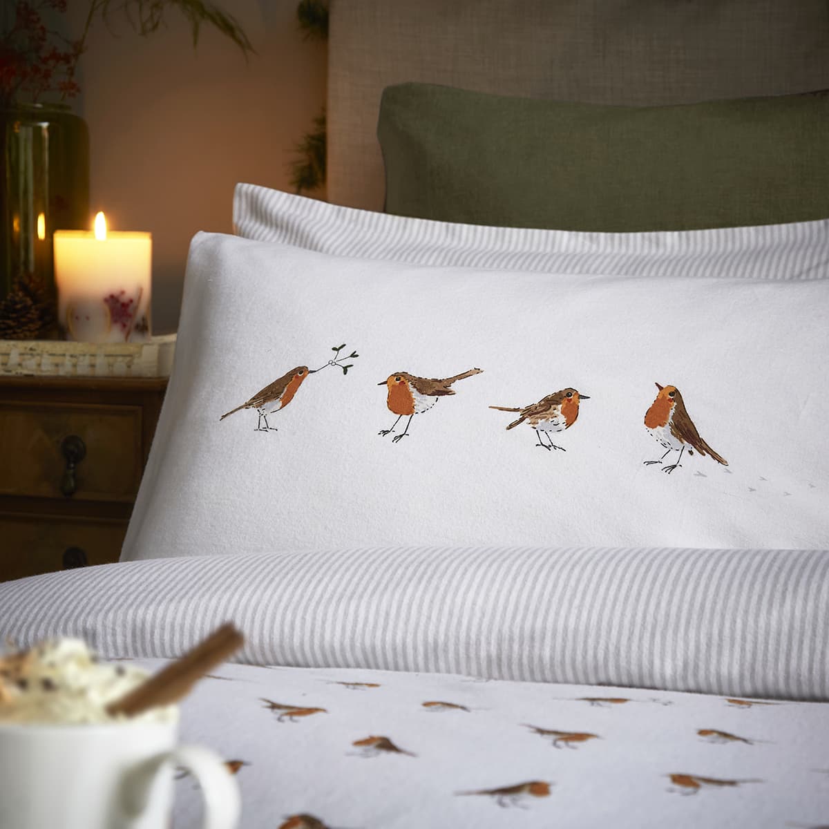 Robin Pair of Pillowcases