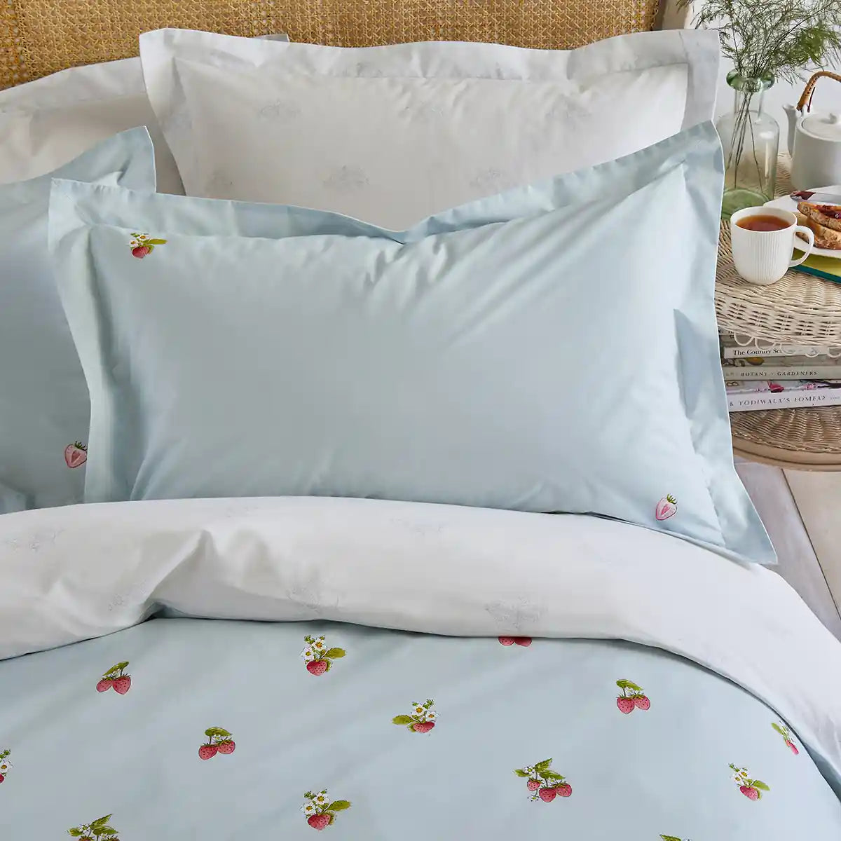 Strawberries Pair of Oxford Pillowcases